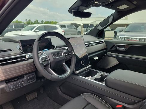 New 2025 GMC Sierra EV Denali image 10