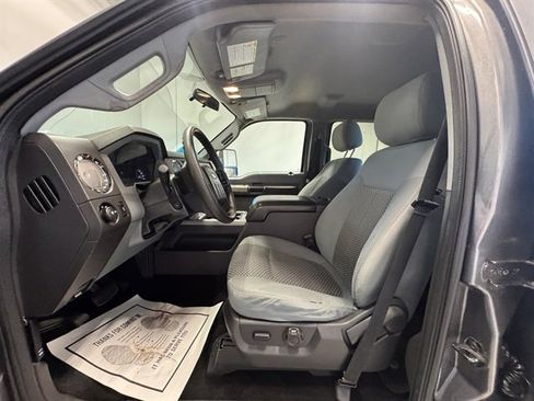 Used 2013 Ford F250 XLT w/ XLT Interior Pkg image 11