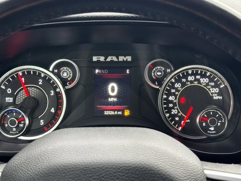 Used 2024 RAM 3500 Big Horn image 21