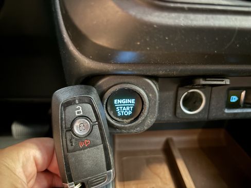 Used 2023 Ford Maverick Lariat w/ Lariat Luxury Package AWD/4WD image 30