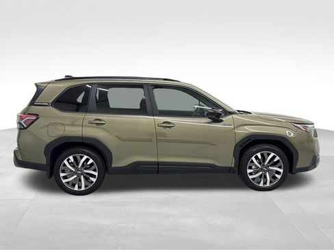 Used 2026 Subaru Forester Touring AWD/4WD image 7