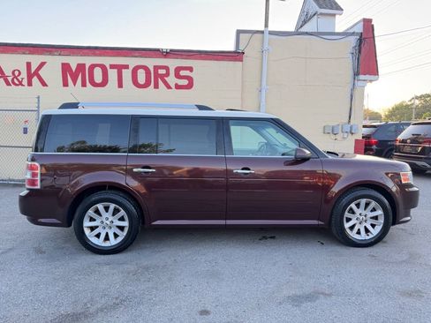 Used 2012 Ford Flex SEL w/ Equipment Group Order Code FWD image 9