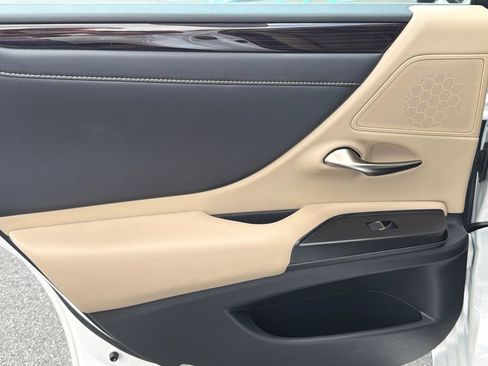 Used 2021 Lexus ES 350 w/ Premium Package FWD image 22