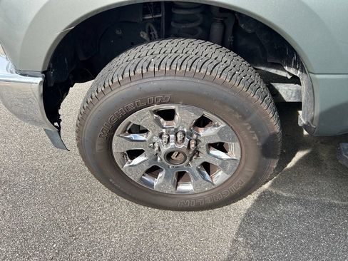 Used 2019 Ford F250 Lariat w/ Lariat Ultimate Package AWD/4WD image 5