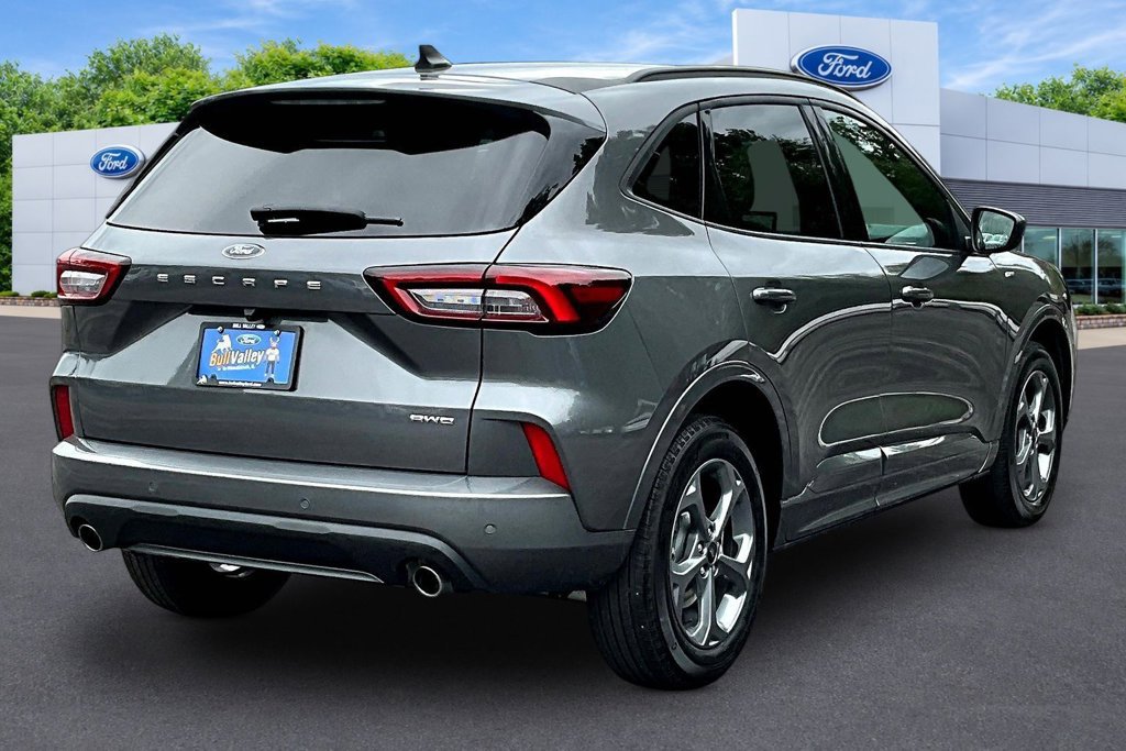Certified 2024 Ford Escape ST-Line w/ Tech Pack #1 AWD/4WD image 6