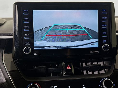 Used 2022 Toyota Corolla LE w/ LE Convenience Package FWD image 25