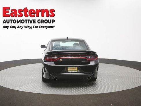 Used 2018 Dodge Charger R/T Scat Pack RWD image 38
