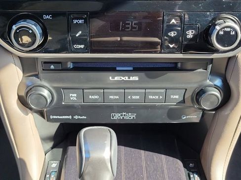 Used 2023 Lexus GX 460 Luxury image 33