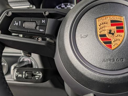 New 2026 Porsche Macan AWD/4WD image 37