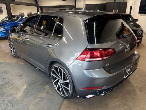 Used 2018 Volkswagen Golf R 4-Door AWD/4WD image 7