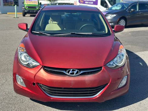 Used 2013 Hyundai Elantra GLS w/ Preferred Pkg image 2