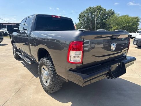 Used 2024 RAM 2500 Tradesman w/ Chrome Appearance Group AWD/4WD image 5