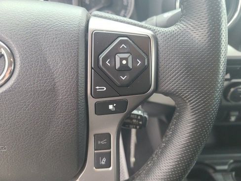 Used 2022 Toyota Tacoma SR5 image 22