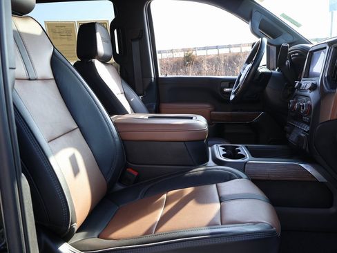 Used 2022 Chevrolet Silverado 3500 High Country w/ Safety Package II image 9