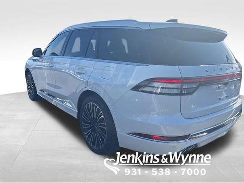 New 2025 Lincoln Aviator Black Label image 2