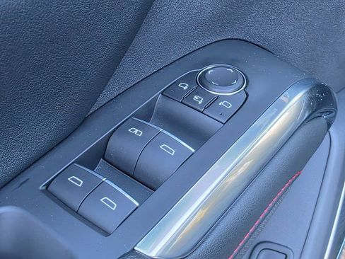 Used 2024 Chevrolet Traverse RS w/ LPO, Floor Liner Package image 23