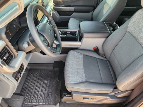 New 2026 Ford F250 XLT w/ XLT Premium Package image 14