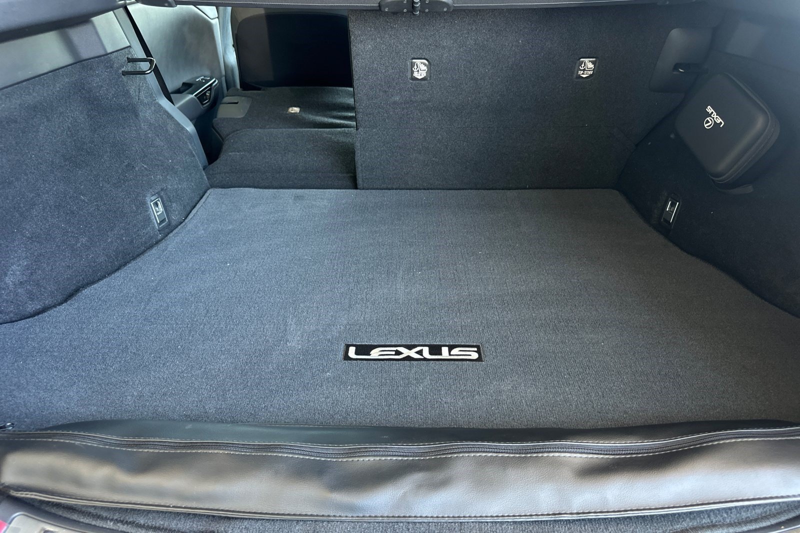 Certified 2023 Lexus RZ 450e Premium w/ Technology Package AWD/4WD image 27