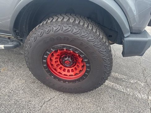 Used 2023 Ford Bronco Wildtrak AWD/4WD image 49
