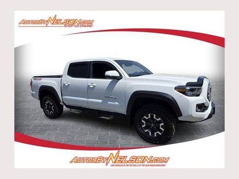 Used 2023 Toyota Tacoma TRD Off-Road w/ Technology Package image 1