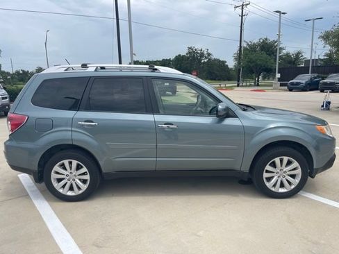 Used 2012 Subaru Forester 2.5X Touring AWD/4WD image 2