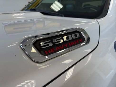 Used 2019 RAM 5500 Tradesman w/ Ambulance Prep Group image 57