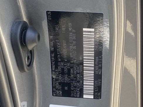 Certified 2026 Toyota Sienna XLE FWD image 14