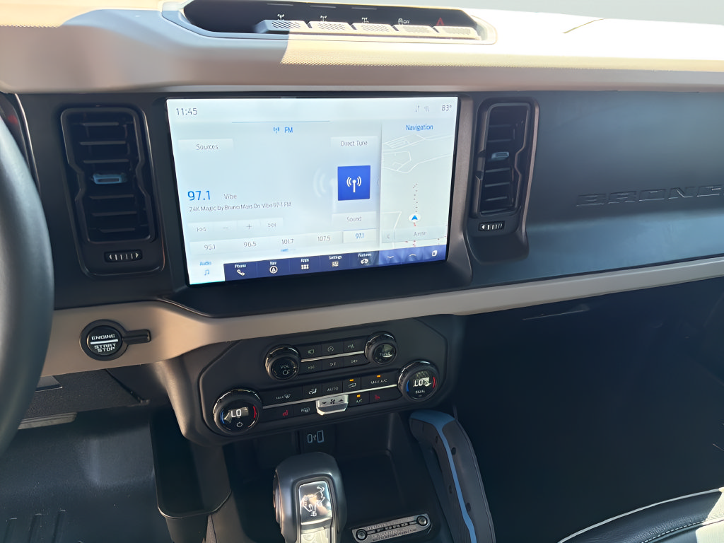 Used 2023 Ford Bronco Wildtrak AWD/4WD image 24