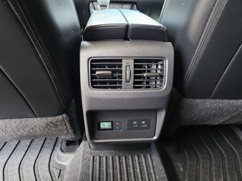 Used 2023 Nissan Rogue SL w/ SL Premium Package FWD image 17