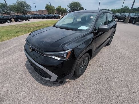 Used 2025 Volkswagen Taos S FWD image 10