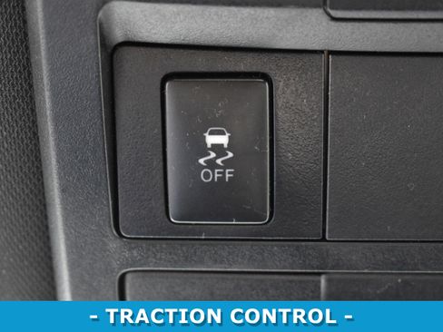 Used 2016 Toyota Tacoma TRD Sport w/ Towing Package image 18