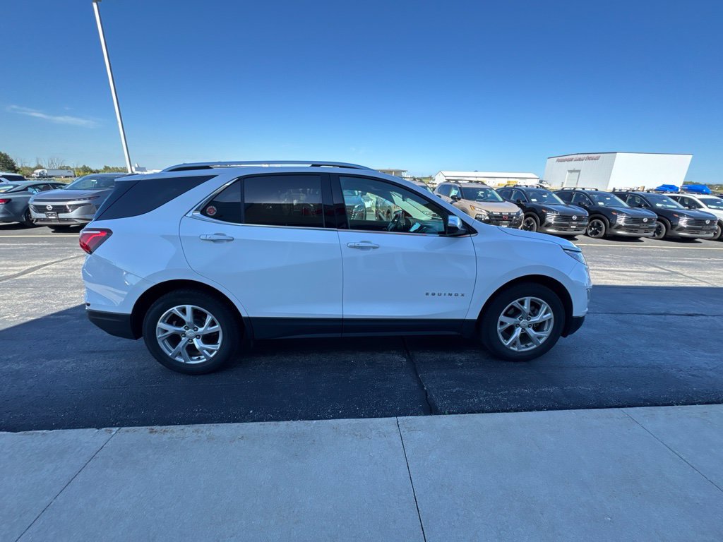 Used 2018 Chevrolet Equinox Premier AWD/4WD image 1