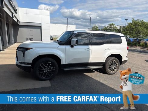 Used 2025 Lexus GX 550 w/ Accessory Package (2T) AWD/4WD image 2