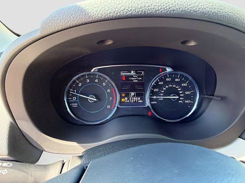 Used 2017 Subaru Forester 2.5i Limited image 37