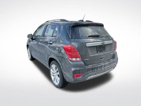 Used 2020 Chevrolet Trax Premier w/ LPO, Cargo Package image 3