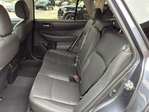 Used 2015 Subaru Outback 2.5i Limited AWD/4WD image 17
