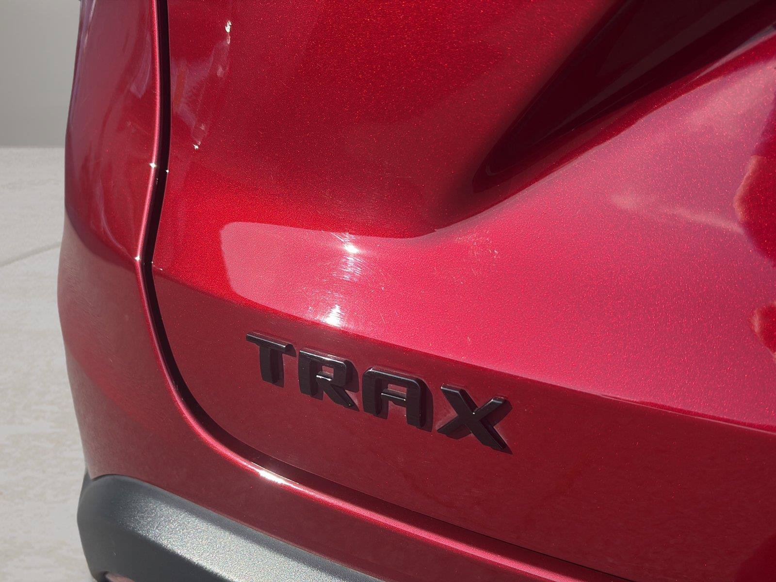 Used 2025 Chevrolet Trax RS FWD image 45