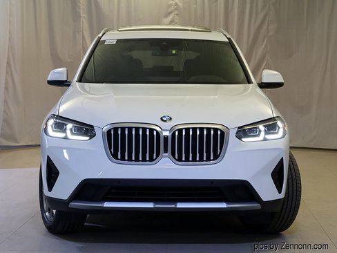 Certified 2024 BMW X3 sDrive30i w/ Premium Package RWD image 5