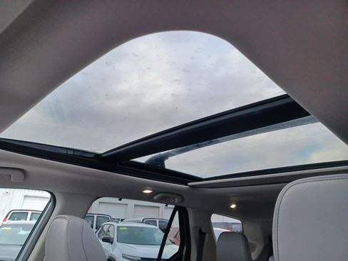 Used 2023 Honda Pilot Touring image 23