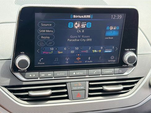 Used 2023 Nissan Altima 2.5 SR FWD image 11