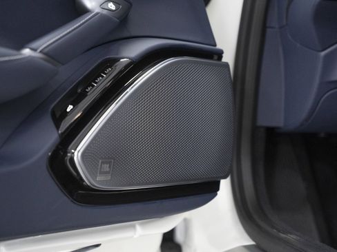 Certified 2025 Ferrari Roma Spider image 29