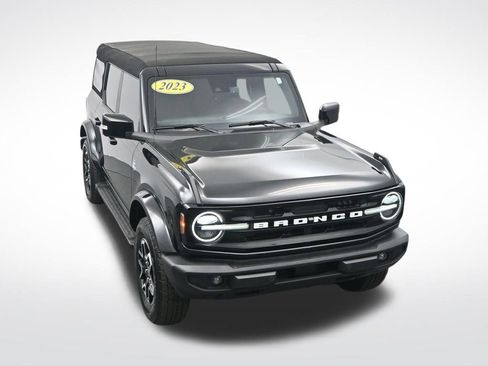 Used 2023 Ford Bronco Outer Banks image 27