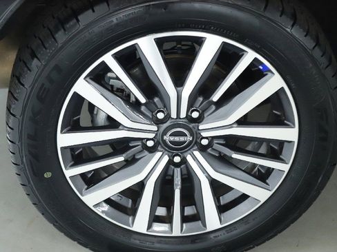 Certified 2024 Nissan Kicks SV image 13