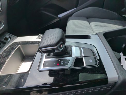 Certified 2023 Audi Q5 e Premium Plus AWD/4WD image 22