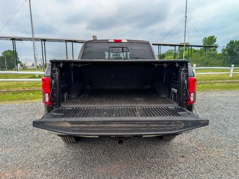 Used 2018 Ford F150 XLT w/ Equipment Group 302A Luxury AWD/4WD image 7