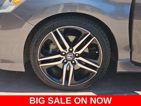 Used 2017 Honda Accord Sport image 34