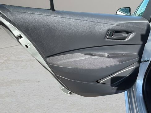 Used 2025 Toyota Corolla LE FWD image 14