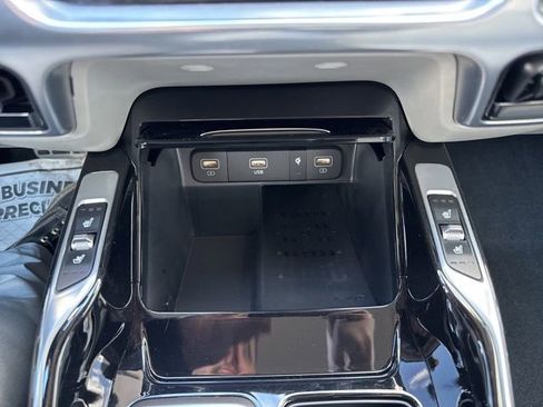 Certified 2023 Kia Sorento SX Prestige image 14