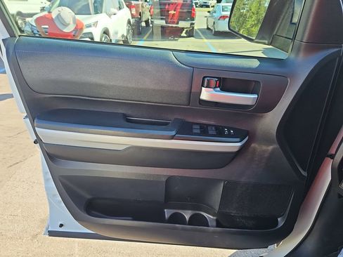 Used 2021 Toyota Tundra SR5 w/ SR5 Leather Package AWD/4WD image 29