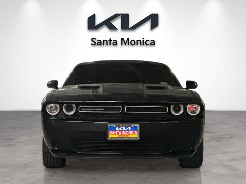 Used 2023 Dodge Challenger SXT image 9